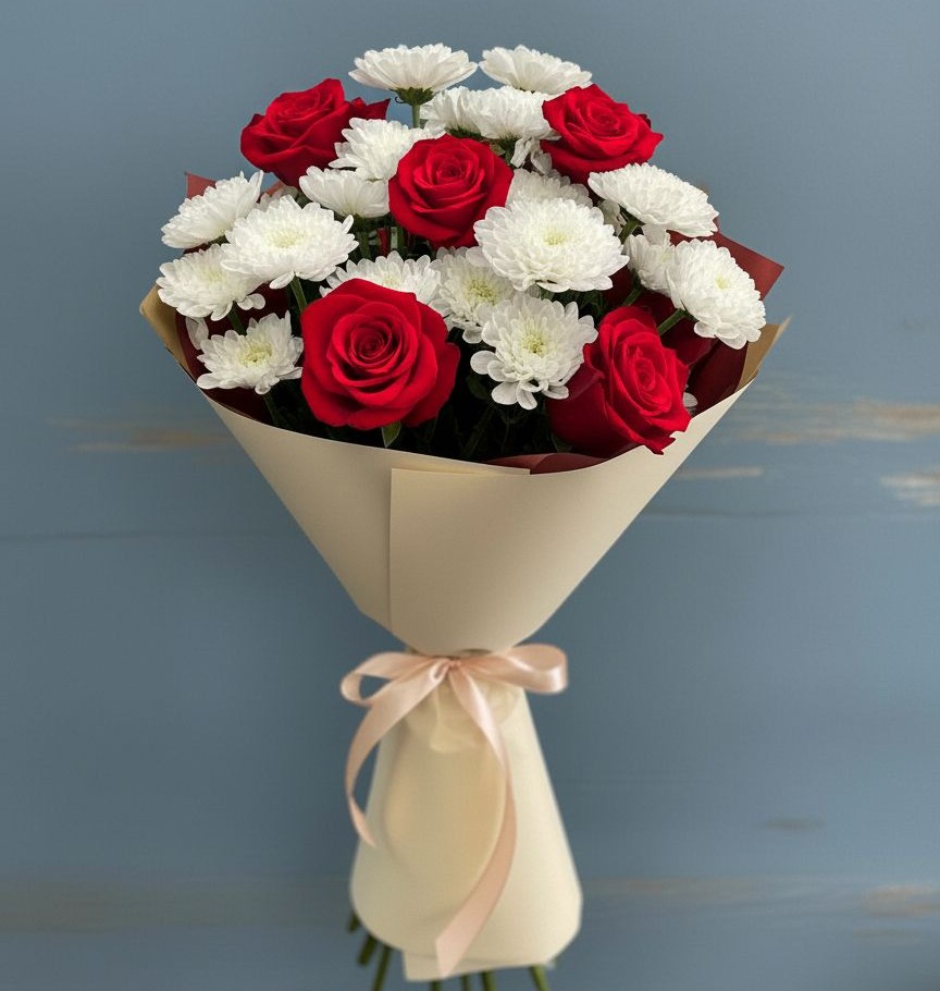 Букет цветов из: Розы и Хризантемы в Космодемьянский