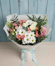 Букет цветов из:  Розы, Лизиантусы и Хризантемы в Космодемьянский