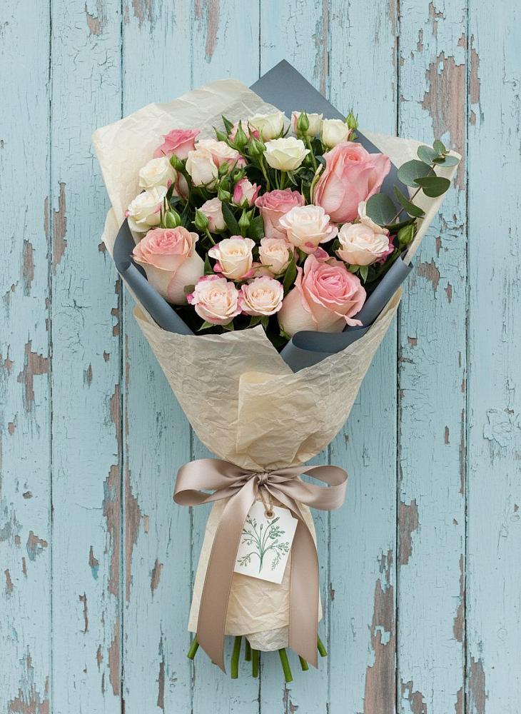 Букет цветов из: Розы в Космодемьянский