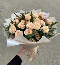 Букет Кремовые розы Латте в Космодемьянский