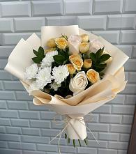 Букет цветов из:  Розы и Хризантемы в Космодемьянский