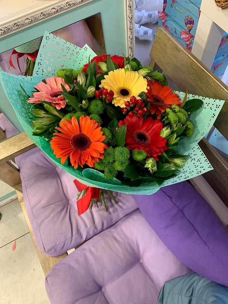 Букет цветов из: Герберы, Хризантемы и Альстромерии в Космодемьянский