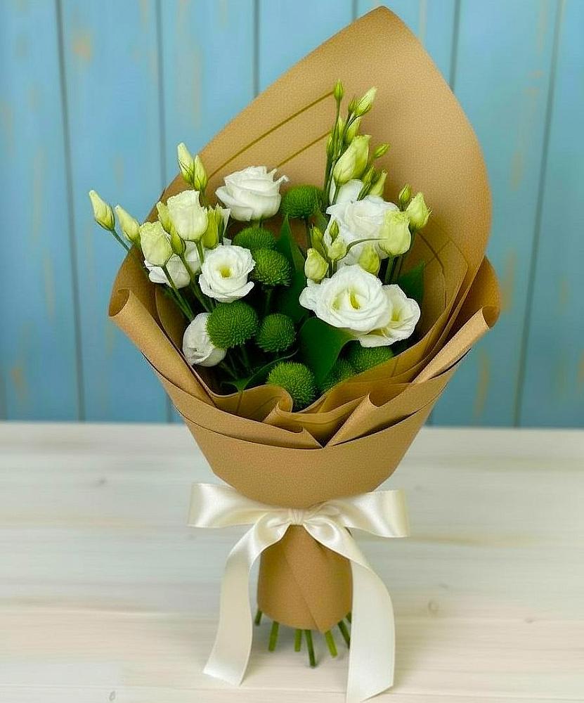 Букет цветов из: Хризантемы и Лизиантусы в Космодемьянский