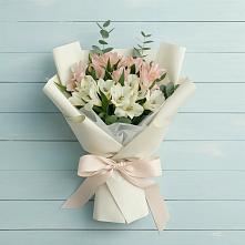 Букет цветов из:  Альстромерии в Космодемьянский