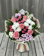 Букет цветов из:  Альстромерии, Гвоздики, Розы и Хризантемы в Космодемьянский