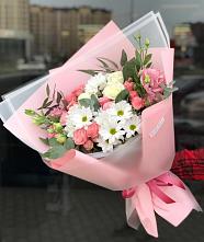 Букет цветов из:  Розы, Лизиантусы и Хризантемы в Космодемьянский