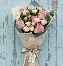 Букет цветов из:  Розы в Космодемьянский
