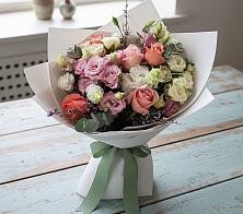 Букет цветов из:  Розы, Лизиантусы и Гвоздики в Космодемьянский