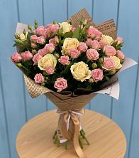 Букет цветов из:  Розы в Космодемьянский