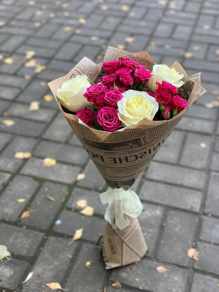 Букет цветов из: Розы в Космодемьянский