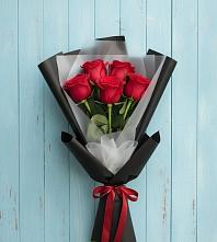 Букет цветов из:  Розы в Космодемьянский