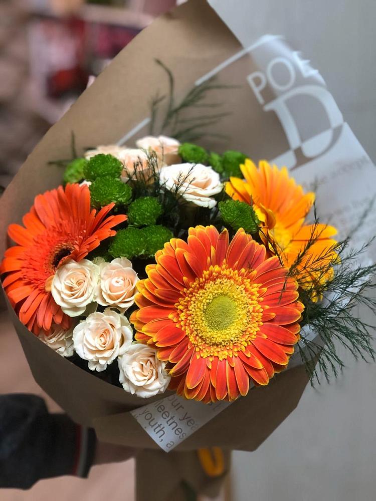 Букет цветов из: Герберы, Хризантемы и Розы в Космодемьянский