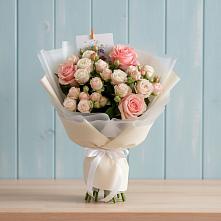 Букет цветов из:  Розы в Космодемьянский