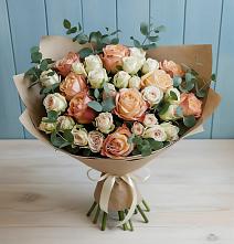 Букет цветов из:  Альстромерии и Розы в Космодемьянский